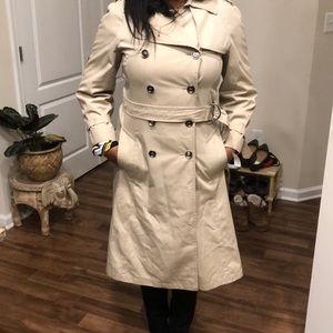 Original London Fog trenchcoat size 12 regular